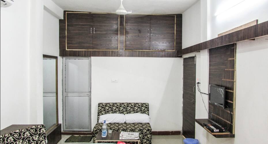 Shree Rudrika Yatri Grah, Ujjain 2